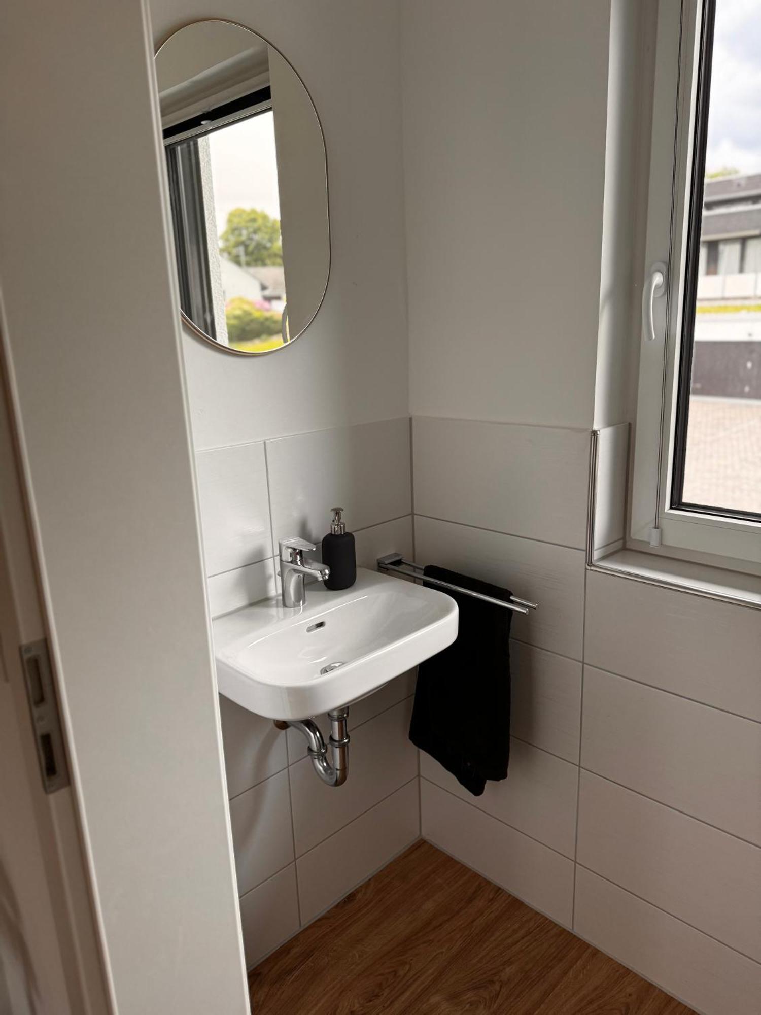 Traumhafter Ausblick, Modern Mit Komfort Und Stil Hardert Kültér fotó