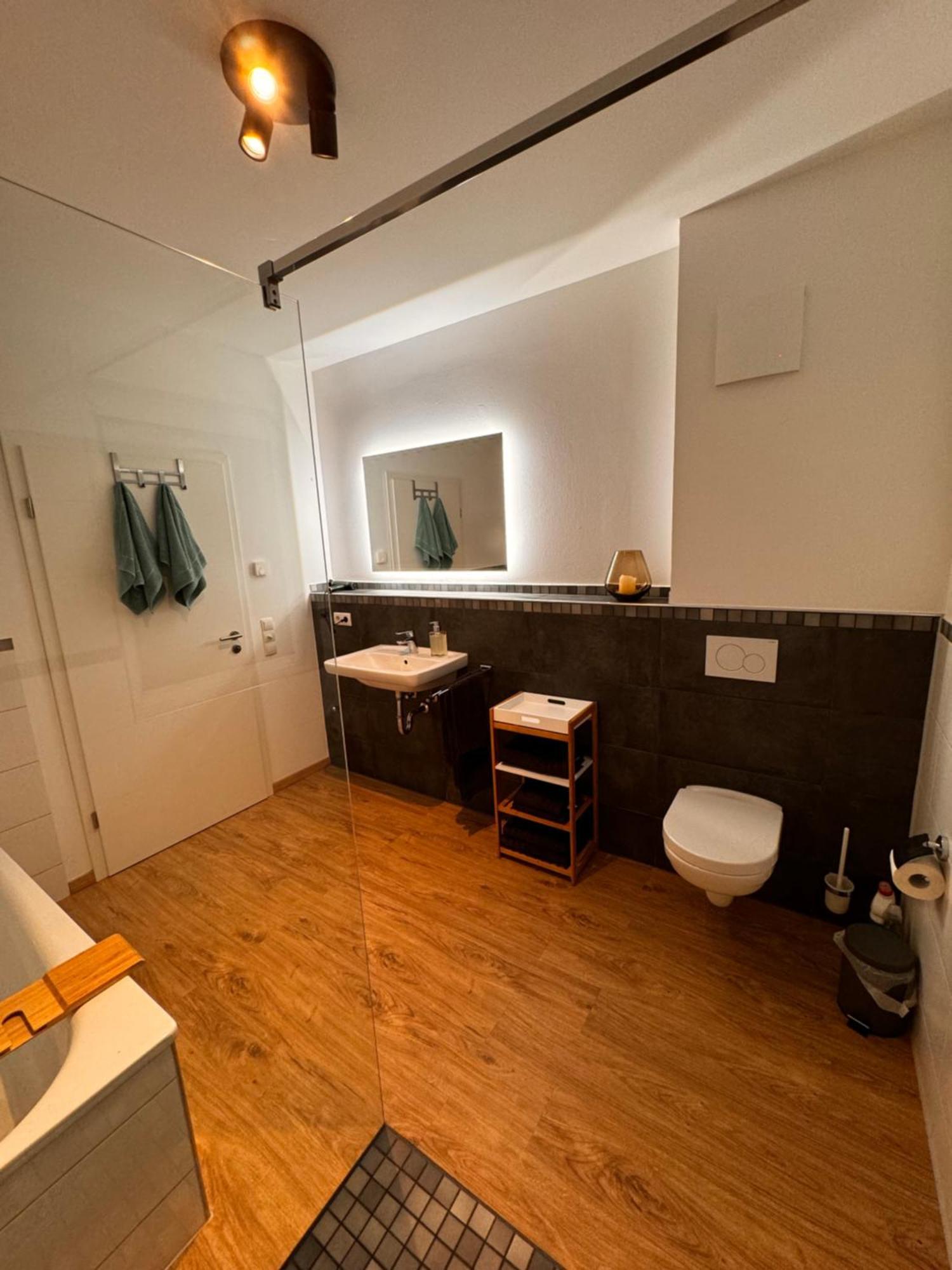 Traumhafter Ausblick, Modern Mit Komfort Und Stil Hardert Kültér fotó