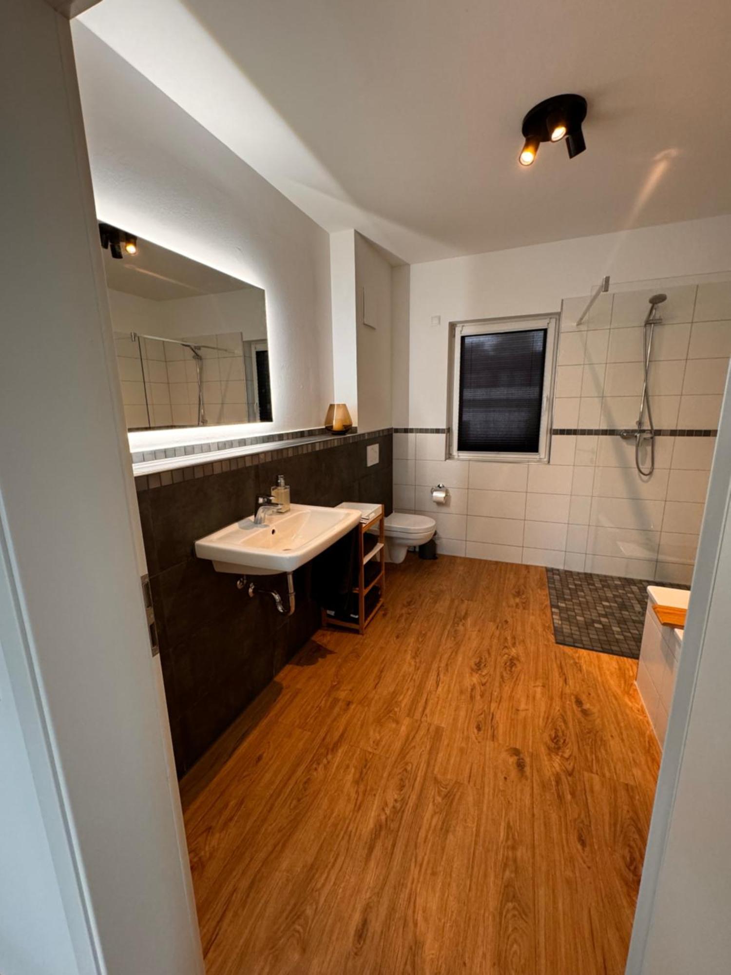 Traumhafter Ausblick, Modern Mit Komfort Und Stil Hardert Kültér fotó